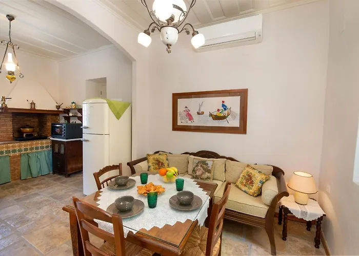 Appartement The Old One By About Paxos